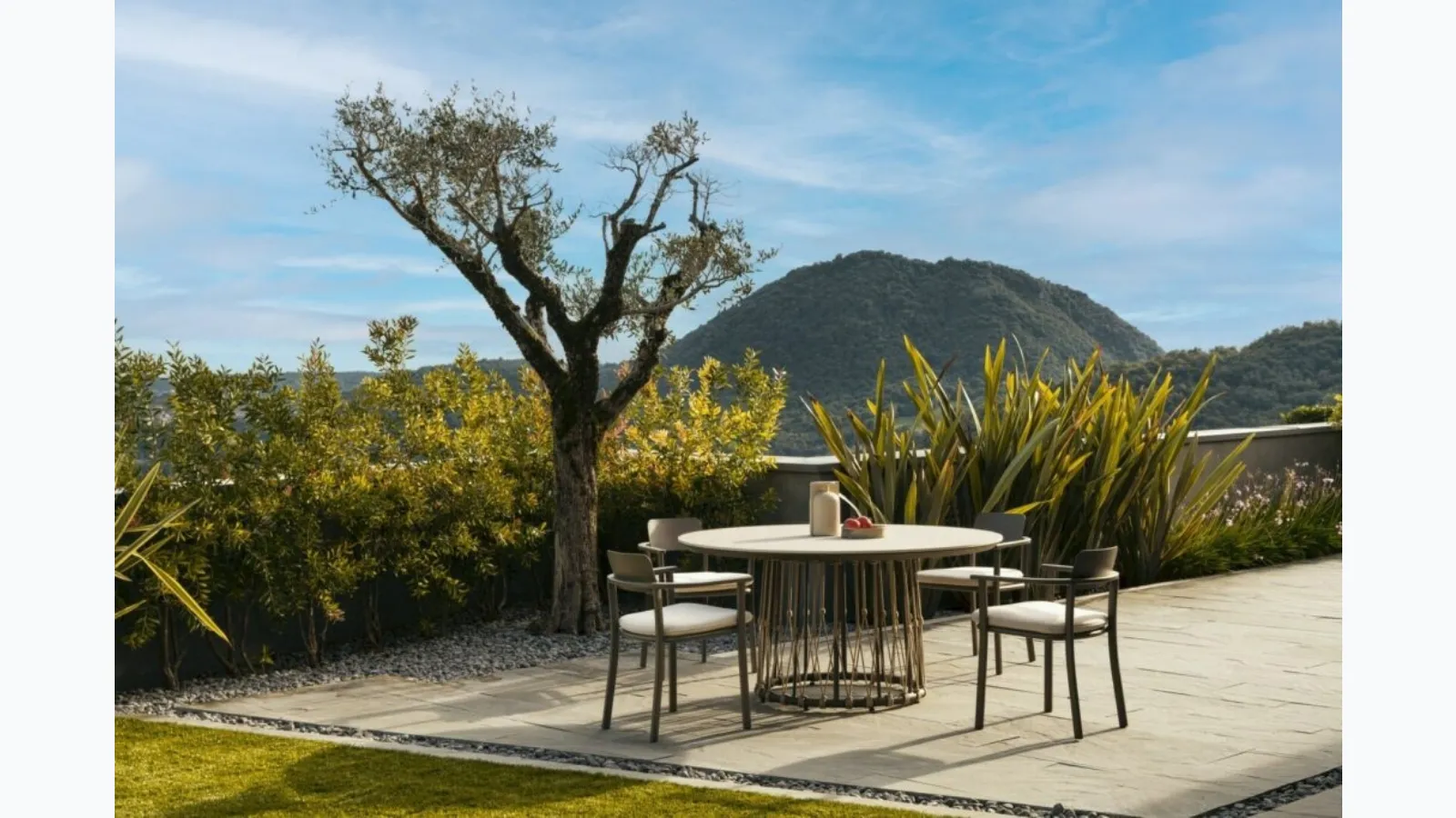 Lanai Table in sinterized stone by Bizzotto