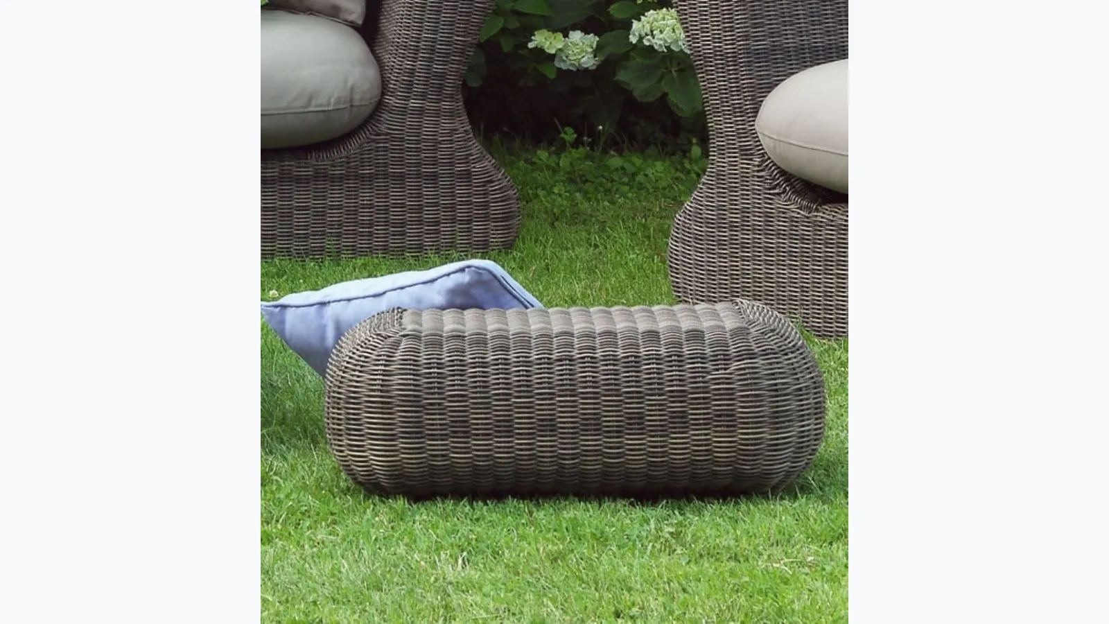 Etwick Lotus fiber coffee table by Ethimo.