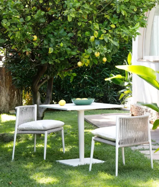 Table and Chairs Light by Unopiu