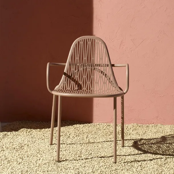 Malvasia chair by Scab Design.