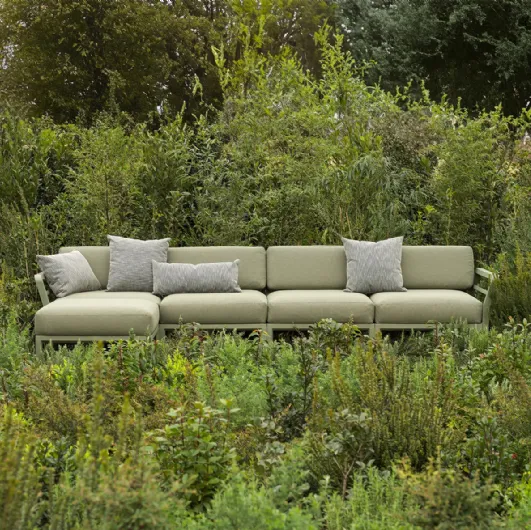 Maximo sofa by Nardi