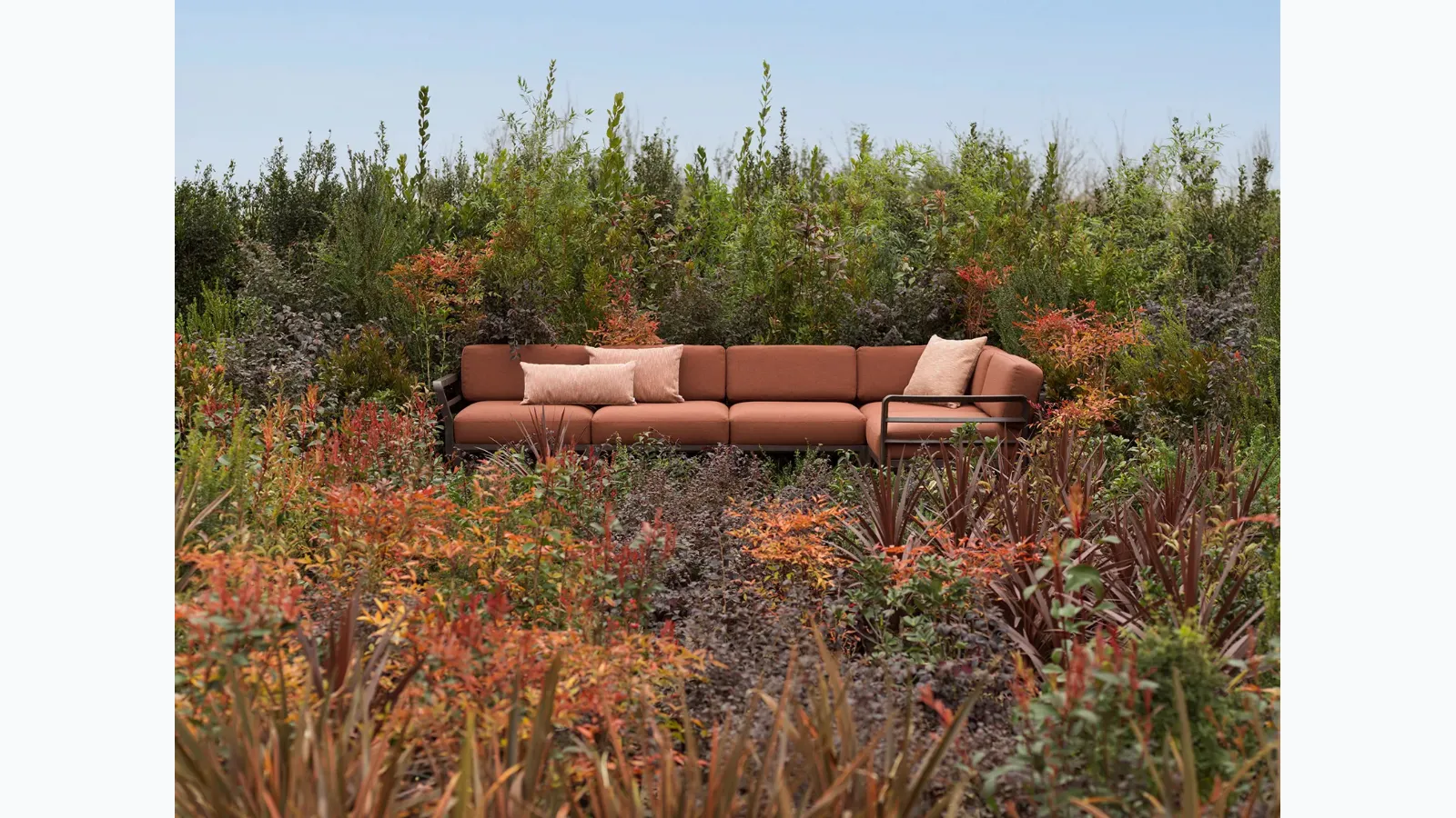 Maximo sofa by Nardi