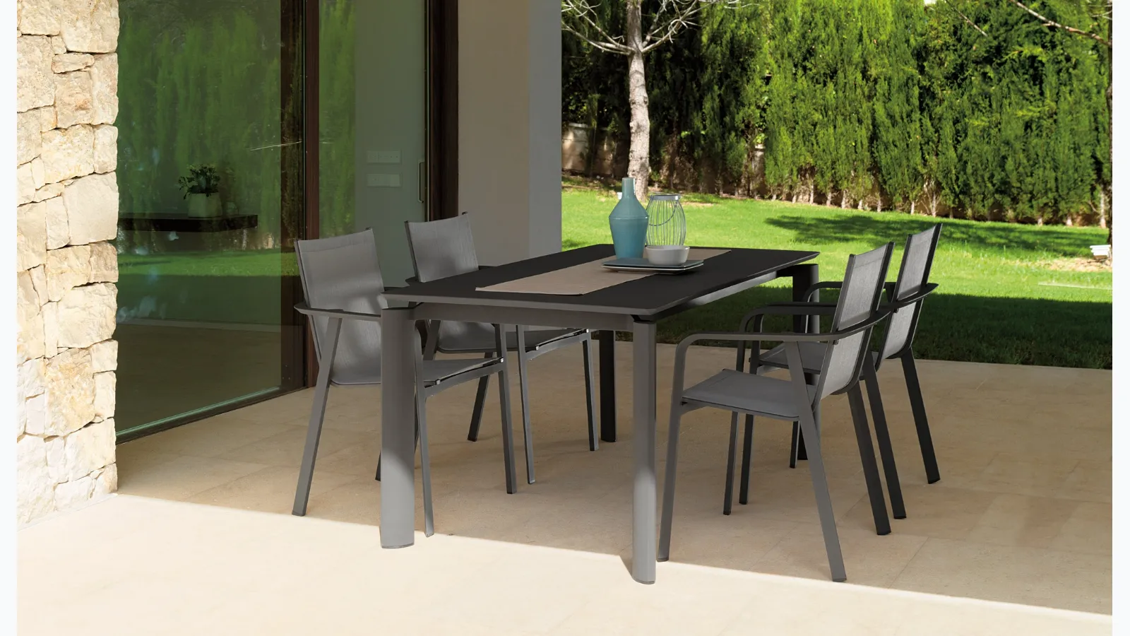 Metal table Milo by Talenti.