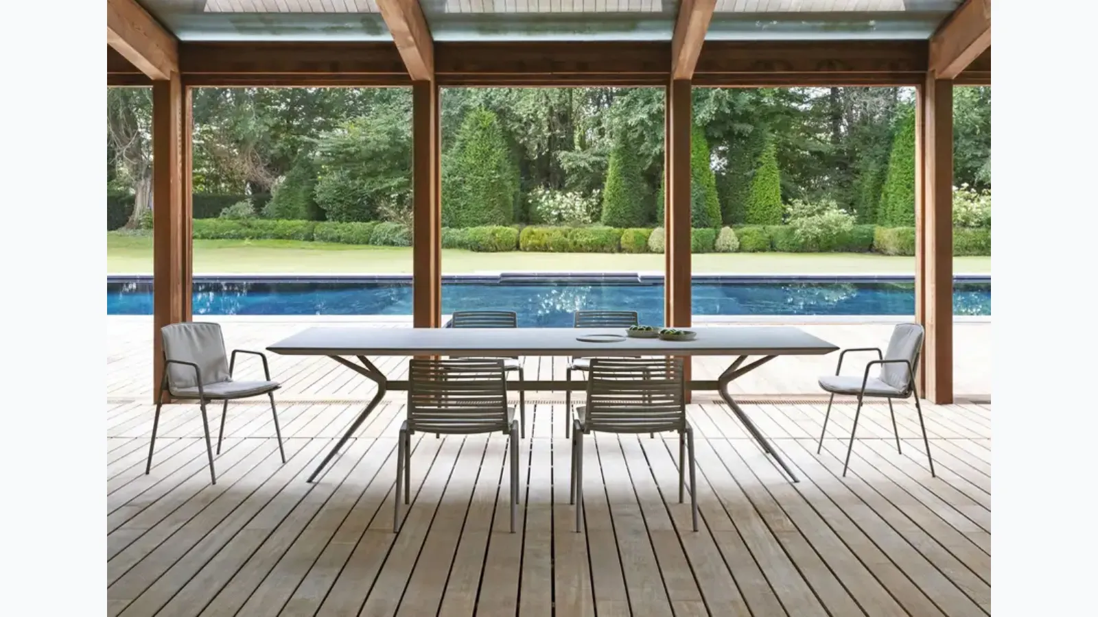 Rectangular table with porcelain stoneware top Moai by Fast.