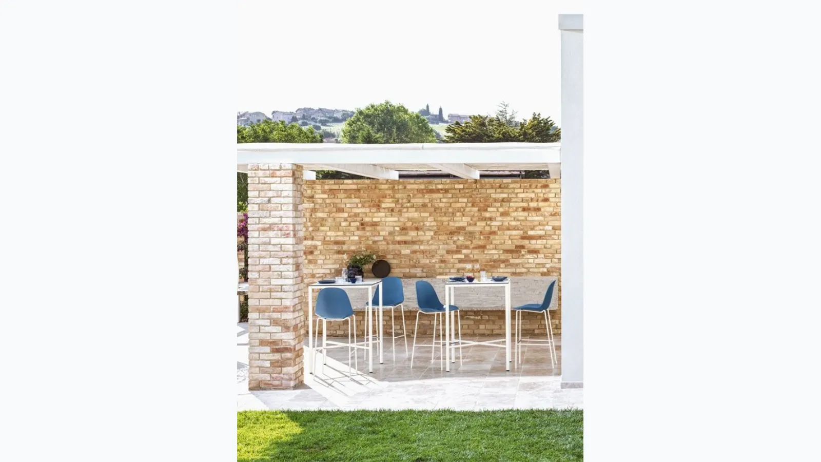 Moon Tall Table by Bontempi