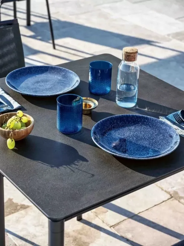 Moon Basso Outdoor garden table by Bontempi