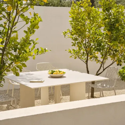 Square Naca Table by Fast