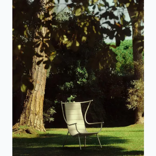 Nanda armchair by Unopiu