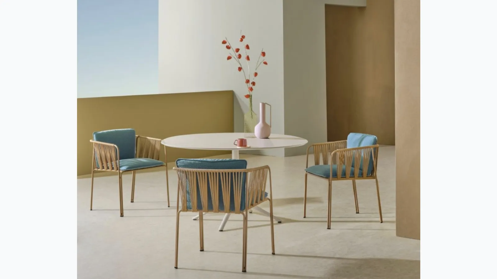 Narì chair by Pedral