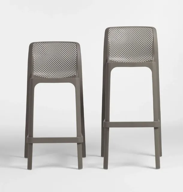 Outdoor stool in polypropylene decorated with the unique square hole pattern Net Stool by Nardi.