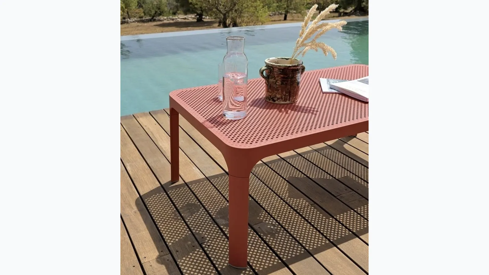 Nardi's Net Table outdoor coffee table