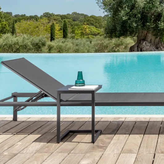 Nunù sunbed in aluminum and fabric by Talenti