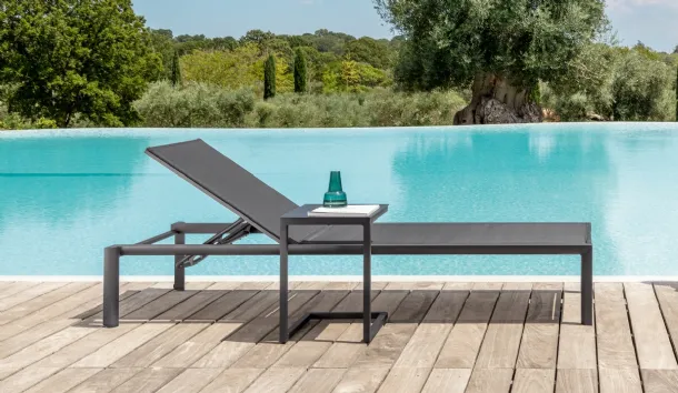 Nunù sunbed in aluminum and fabric by Talenti