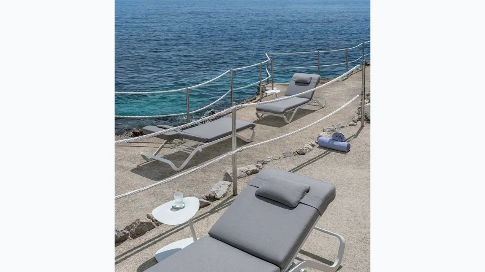 Ethimo's Ocean sun lounger