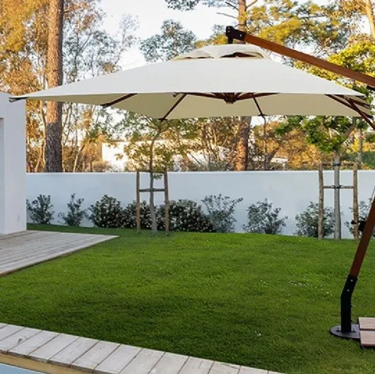 Capua umbrella with wooden arm by Bizzotto
