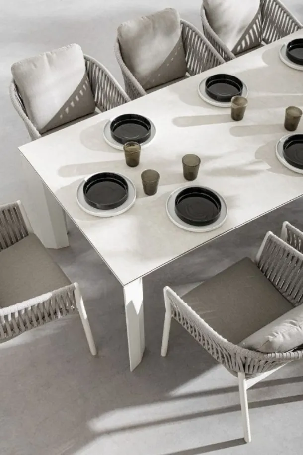 Otavio ceramic table by Bizzotto