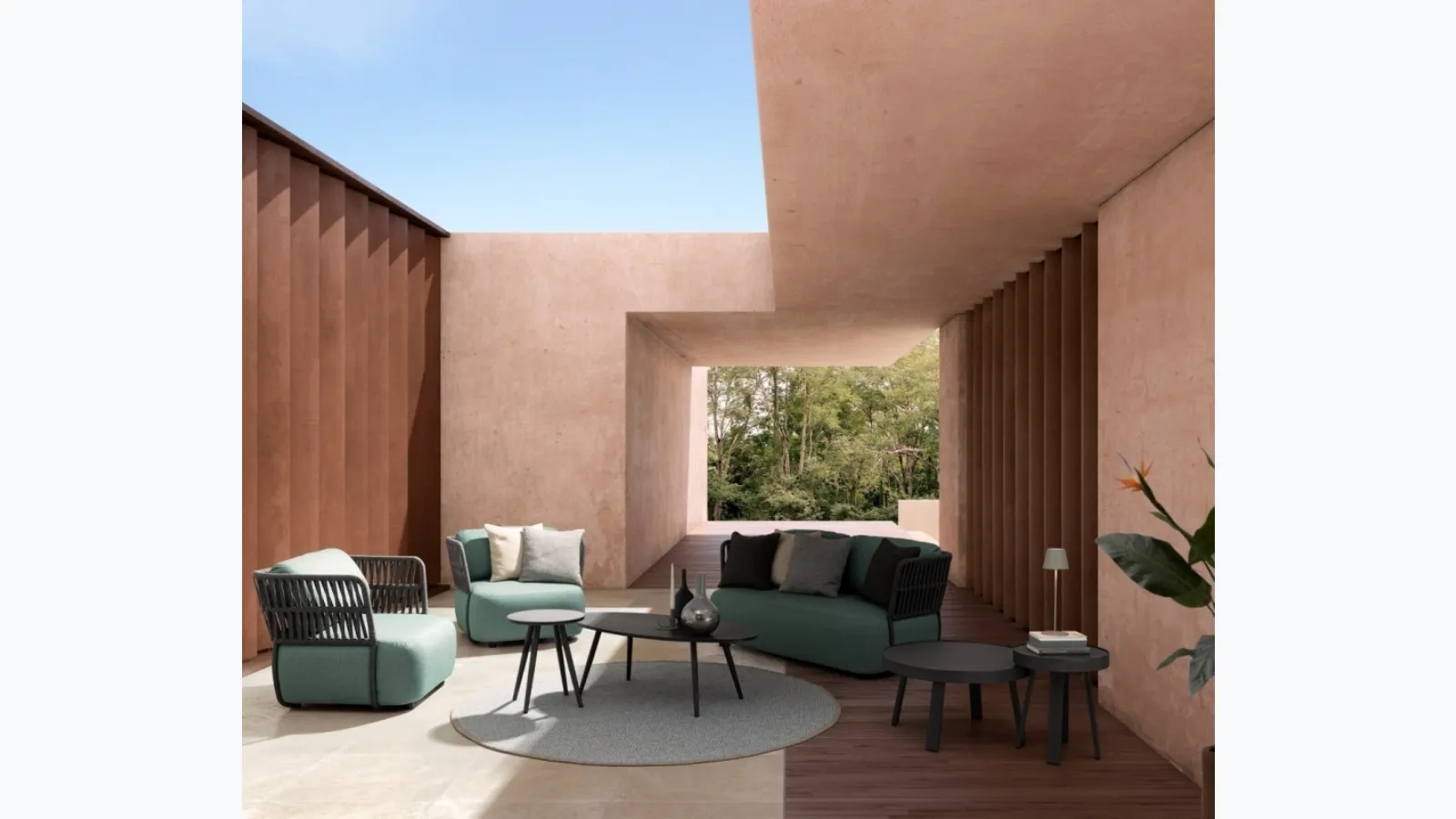 Palmer outdoor furniture by Bizzotto