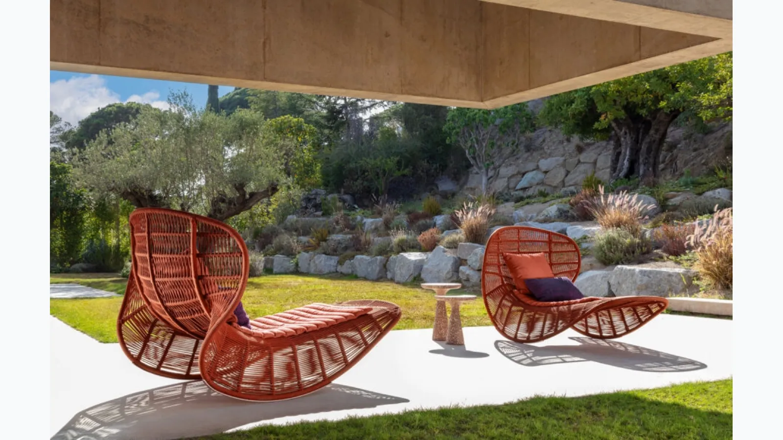 Panama rocking lounge chair by Talenti