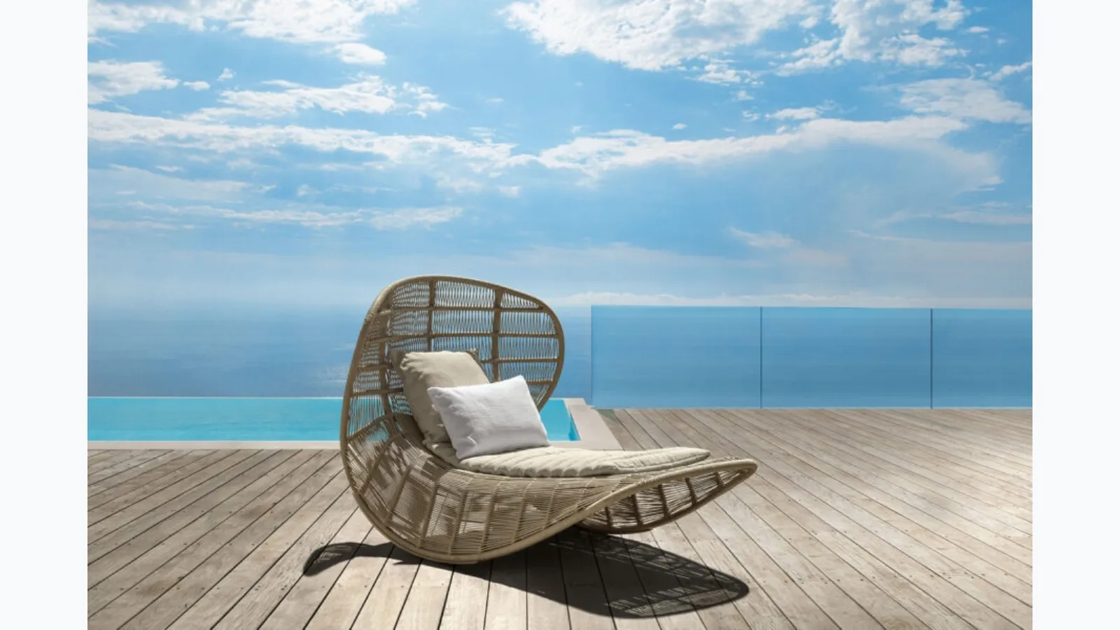 Panama rocking bed by Talenti.
