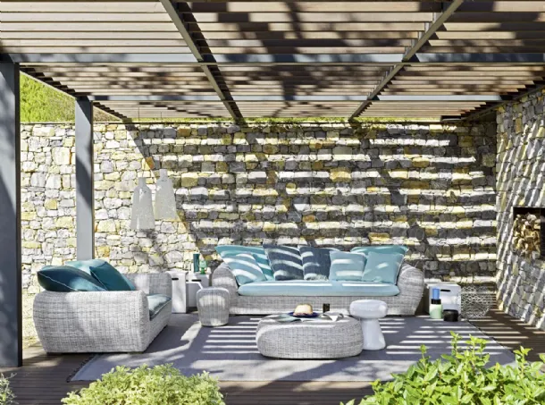 Outdoor furniture Panda made with aluminum frame and synthetic polyethylene fiber weave by Gervasoni.