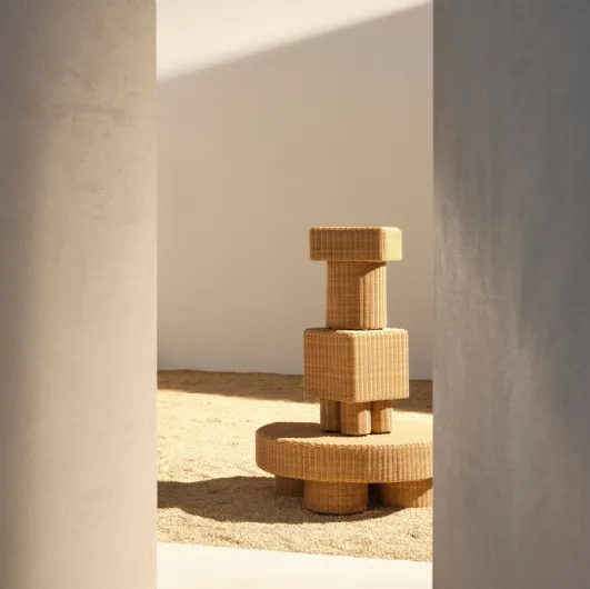 Pantalica tables by Molteni & C