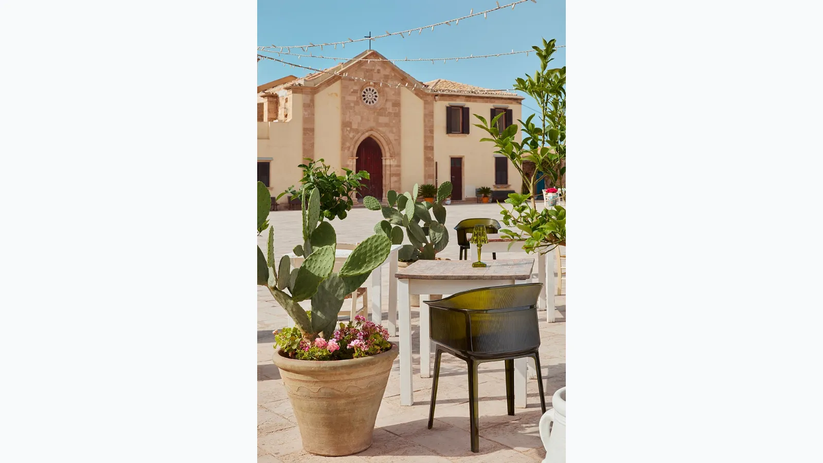 Papyrus chair by Kartell