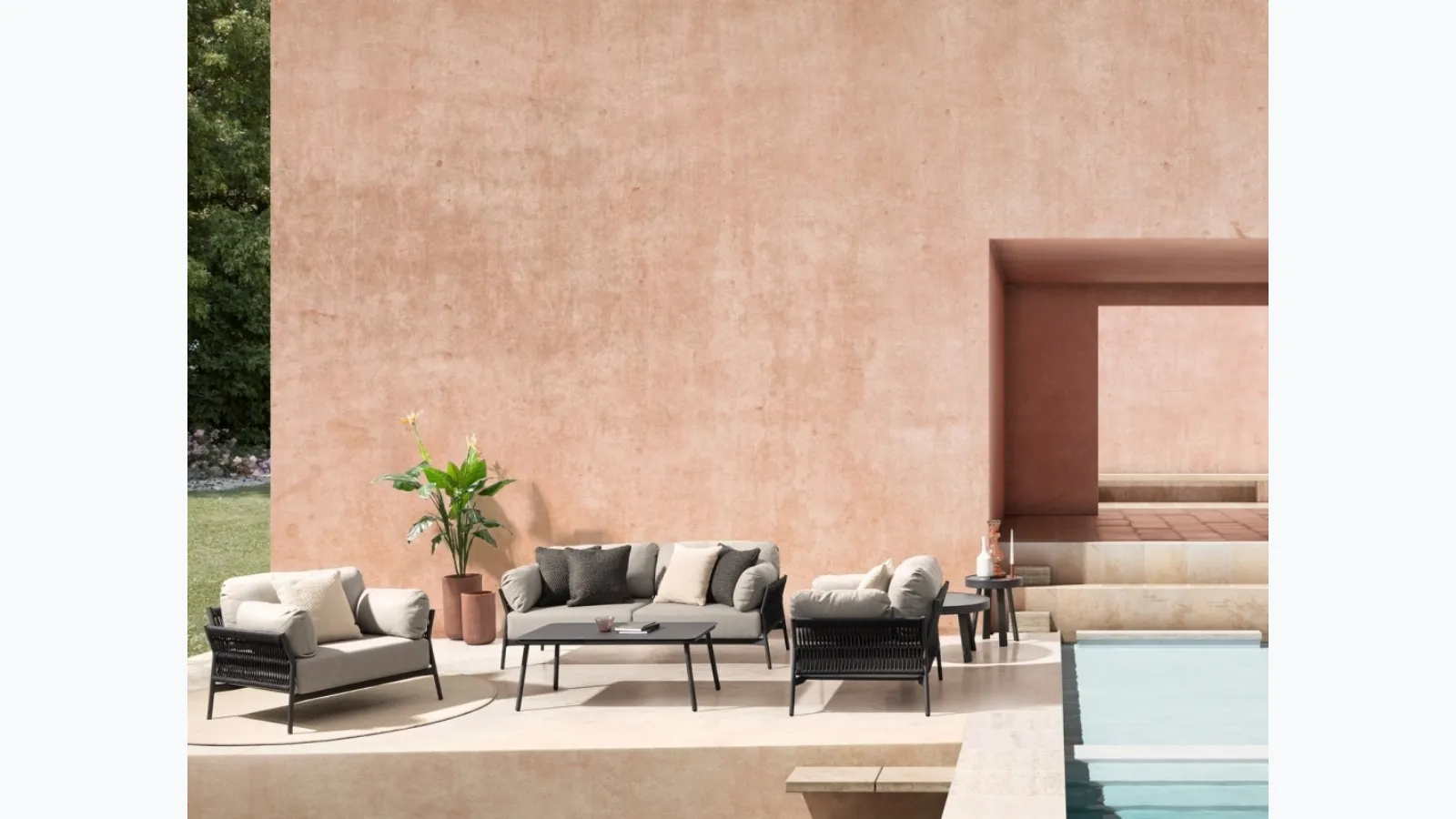 Outdoor furniture Pardis by Bizzotto.