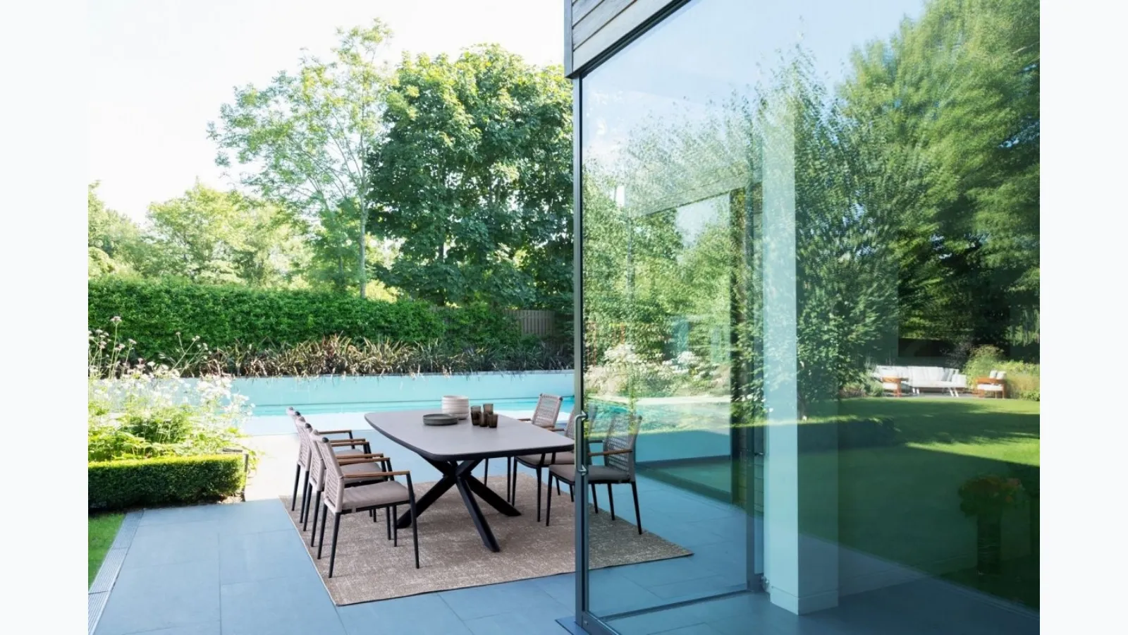 Pascal table with Bizzotto stone top