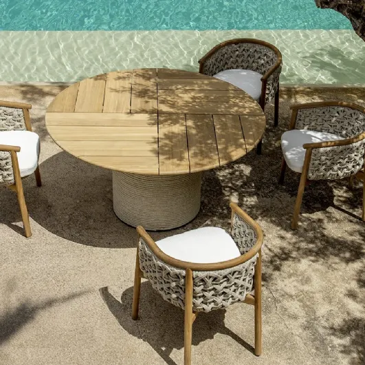 Outdoor furniture line 