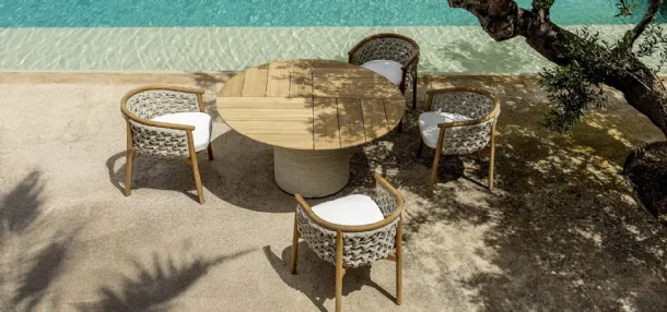 Outdoor furniture line 