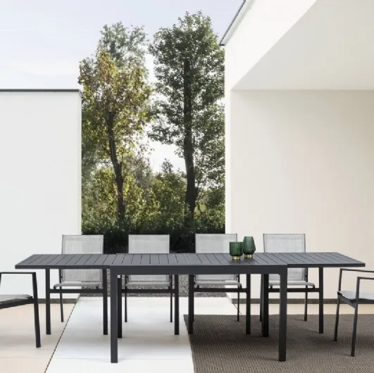 Pelagius aluminum table by Bizzotto