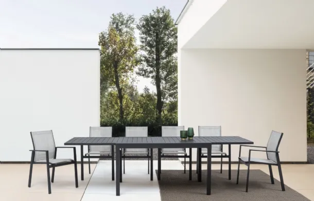 Pelagius aluminum table by Bizzotto