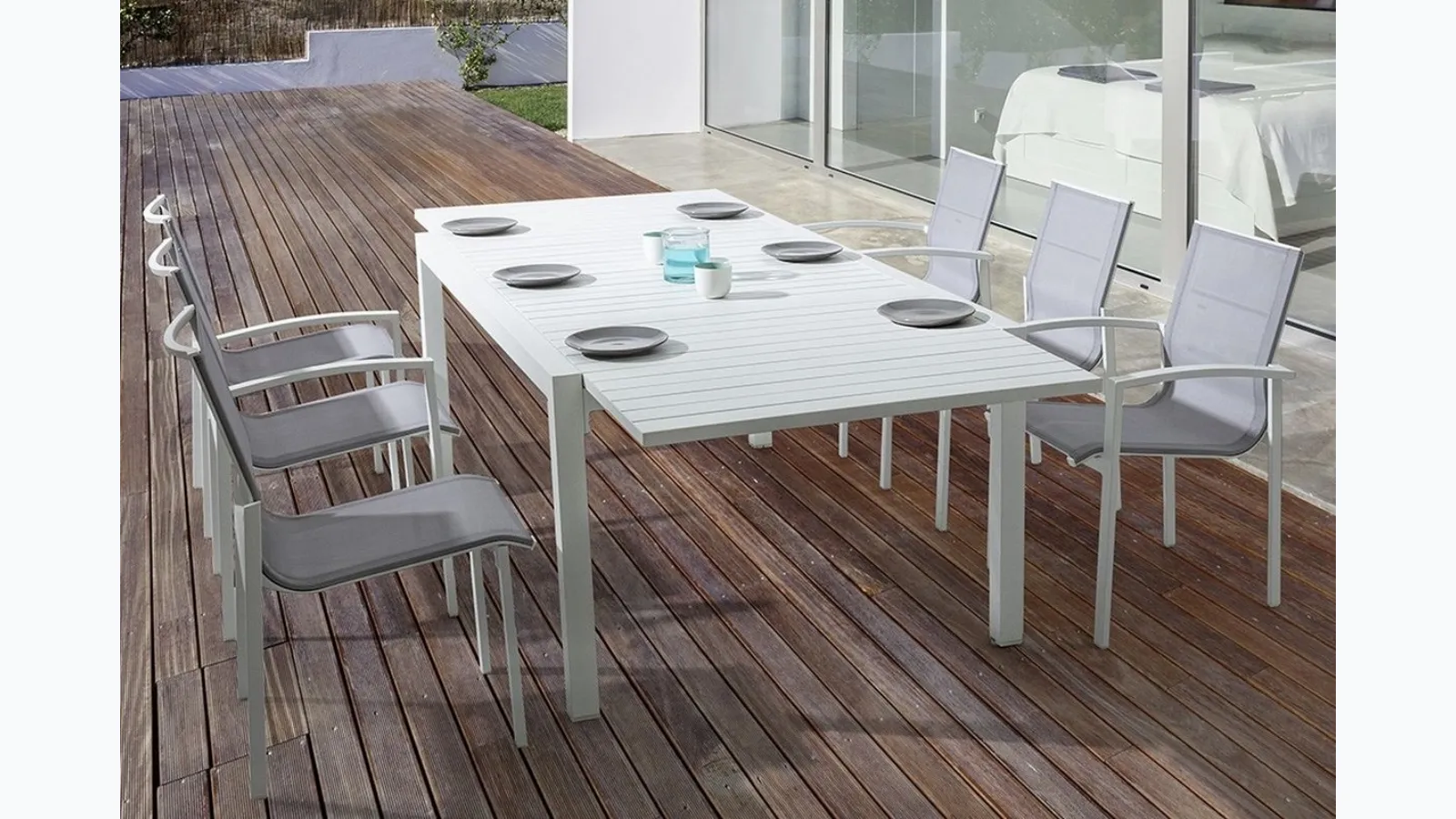 Pelagius aluminum table by Bizzotto