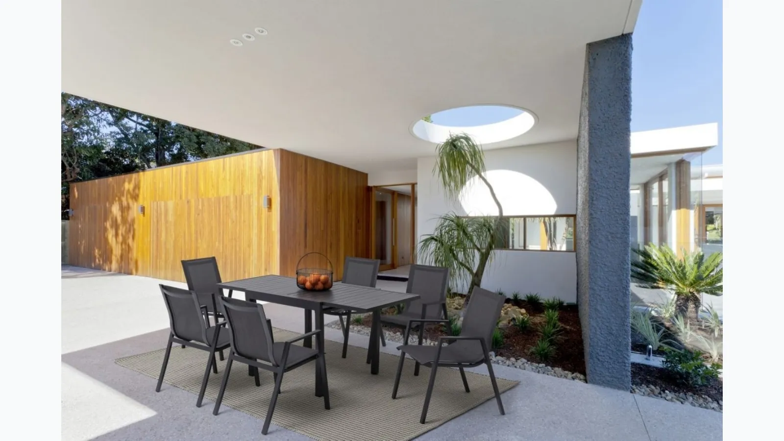 Pelagius aluminum table by Bizzotto.