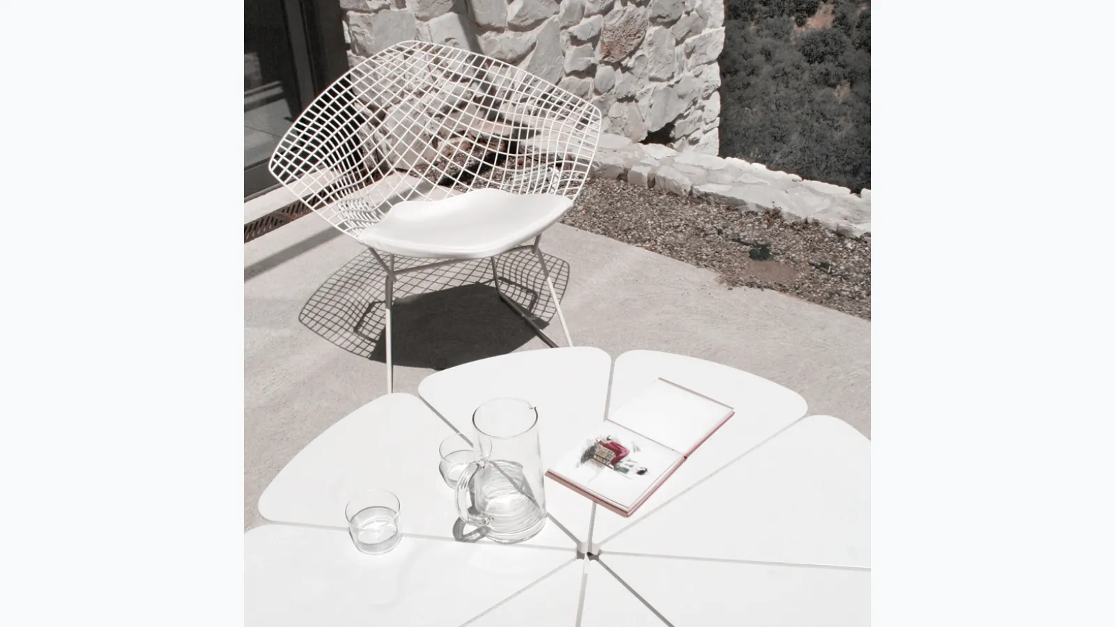 Tavolino Petal® Coffee Table by Knoll