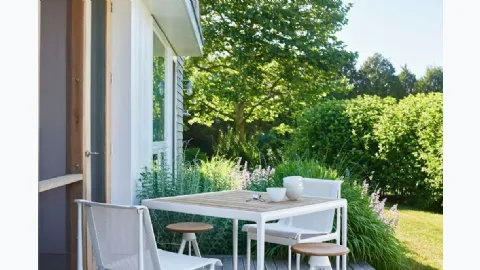 Piton™ Stool by Knoll