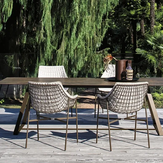 Summer Set armchair and table by Varaschin.