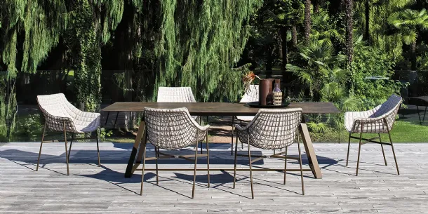 Summer Set armchair and table by Varaschin.