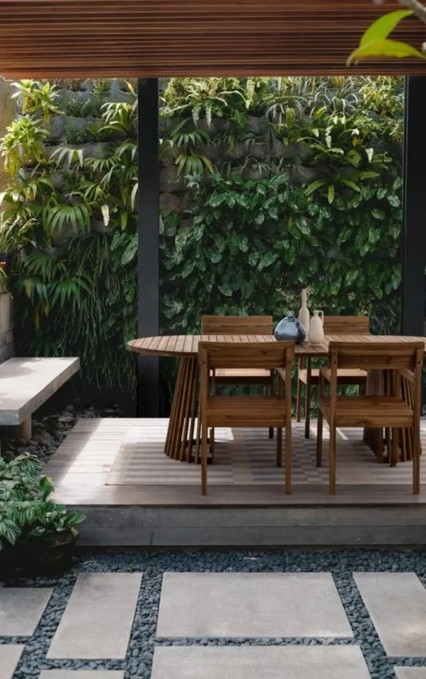 Rodano chair in acacia wood by Bizzotto.