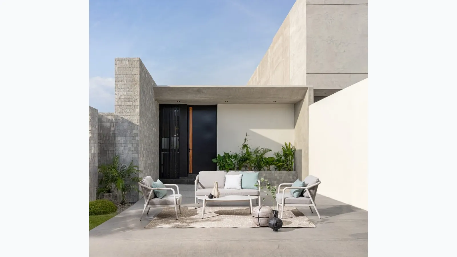 Miravet Aluminum Lounge by Bizzotto