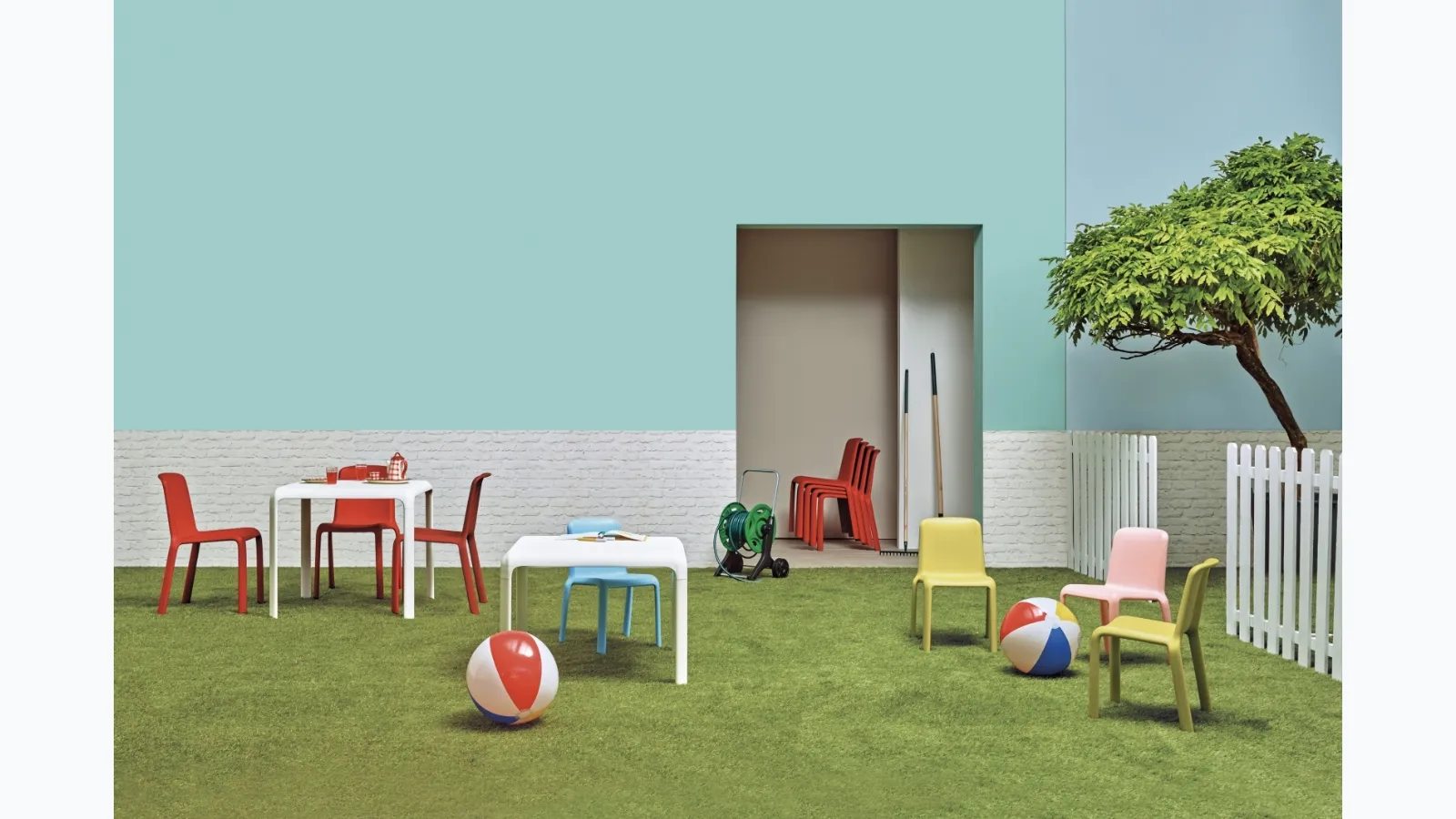 Pedrali's Snow coffee table and chairs.