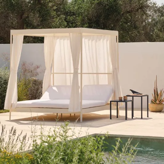 Double Sunbed with Solaris Gazebo by Fast