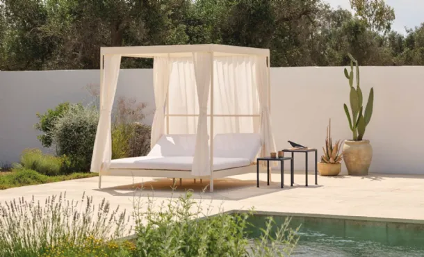 Double Sunbed with Solaris Gazebo by Fast