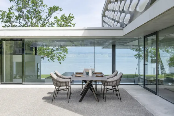 Summer Set Chair Armchair in metal and fabric by Varaschin