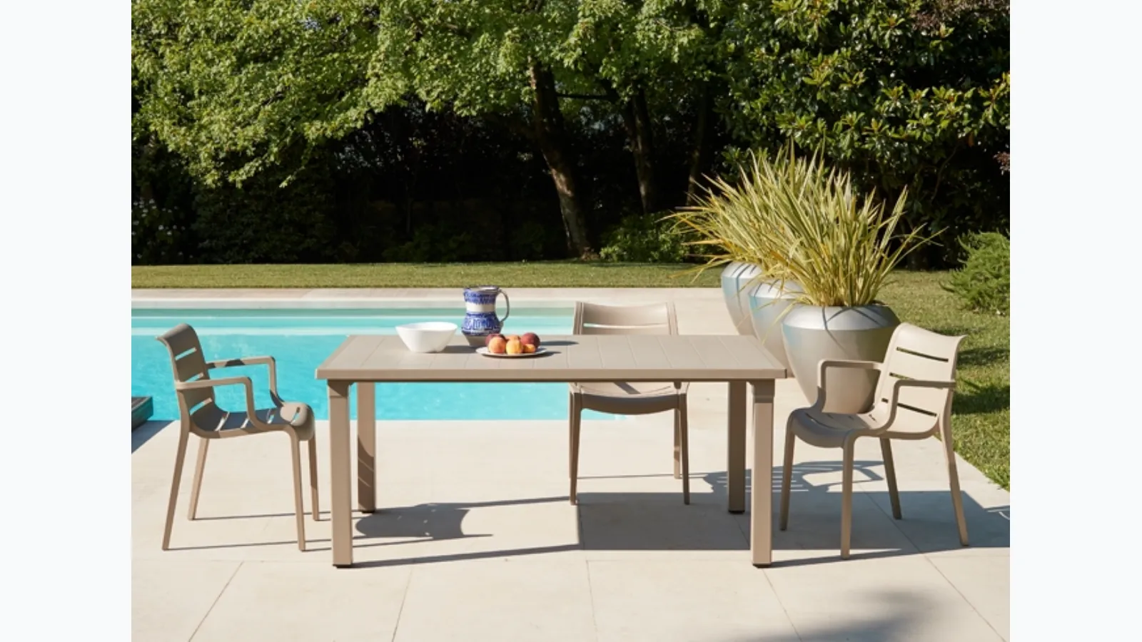 Outdoor chair with armrests Sunset by Scab Design