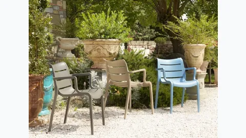 Outdoor plastic chair Sunset by Scab Design