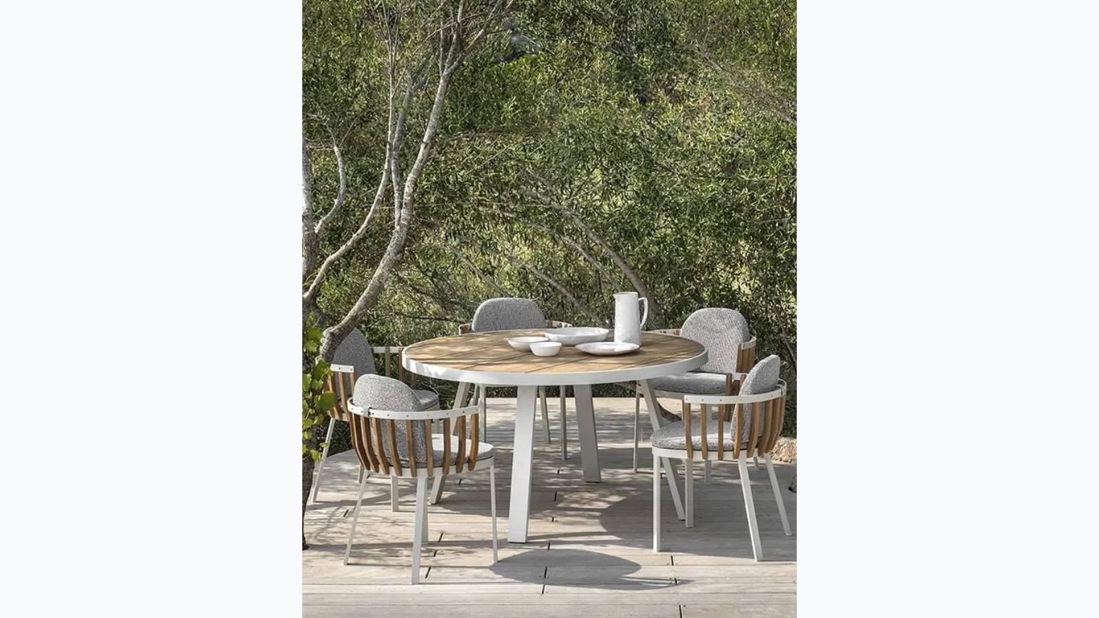 Round Swing table in Teak and aluminum by Ethimo