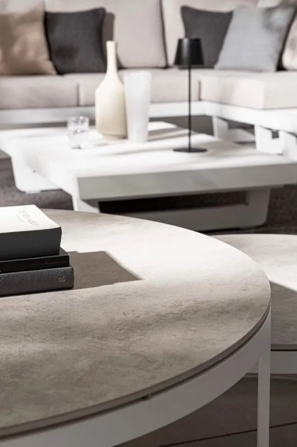 Talunas ceramic coffee table by Bizzotto.