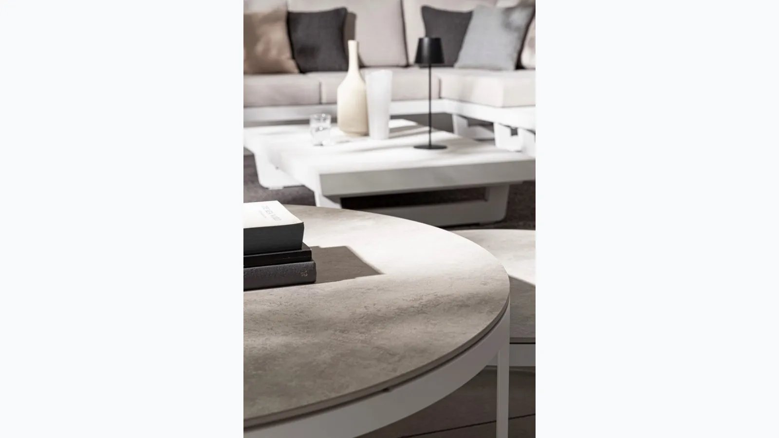 Talunas ceramic coffee table by Bizzotto.