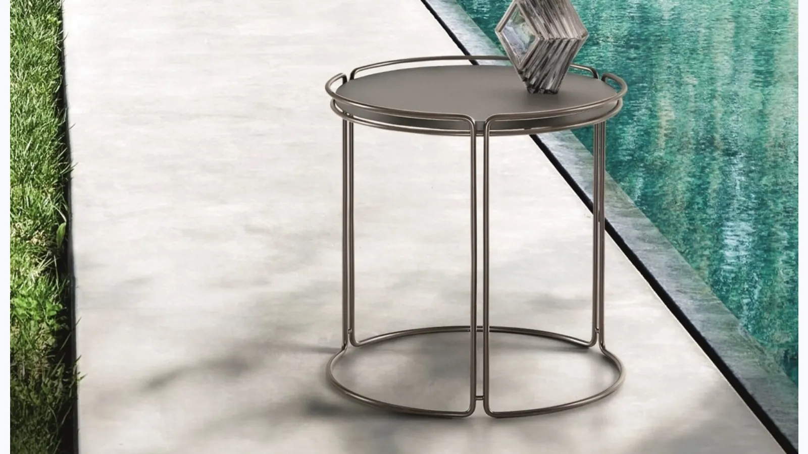 Monolith coffee table in stoneware and metal by Ditre Italia.